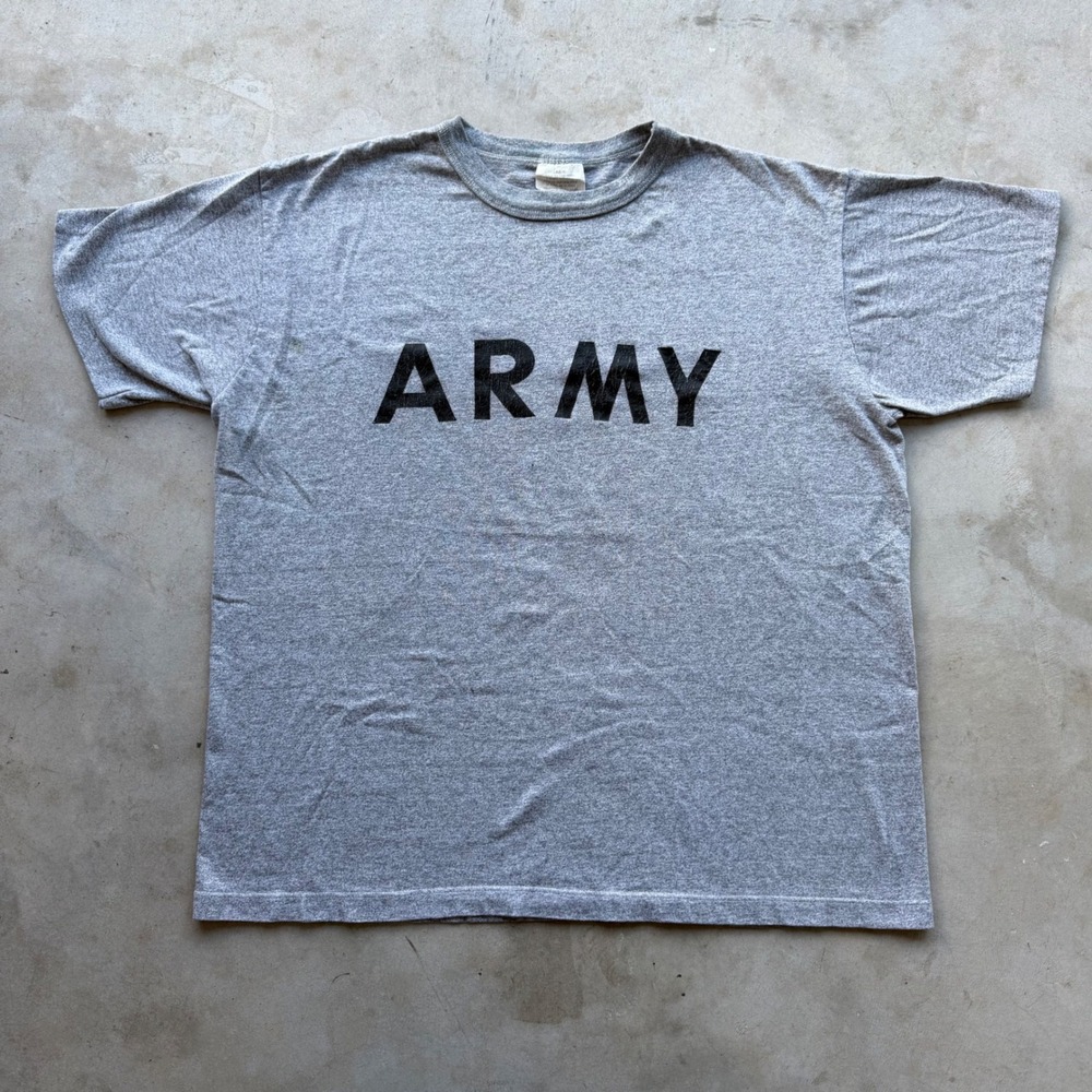 Vintage 1992 US Army PFU T-Shirt Port Europa Gray Single Stitch Large 90s